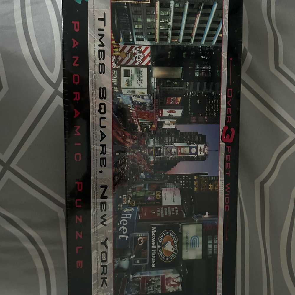 Buffalo David Bitton 750-Piece Puzzle - Picture 2 of 4